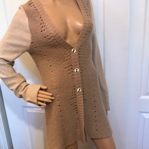 Free People Sweater Size Medium.  Tan & Beige.  Feminine Lace Accent.